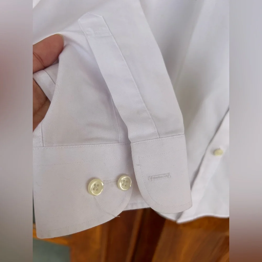 AND-Z white cotton shirt. Size Medium. Used - Picture 2 of 5
